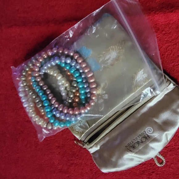 Seven-pack of Honora freshwater cultured stretch bracelets - Picture 2 of 2